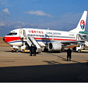 佳木斯机场货运航空快运业稳步发展的原因是什么？